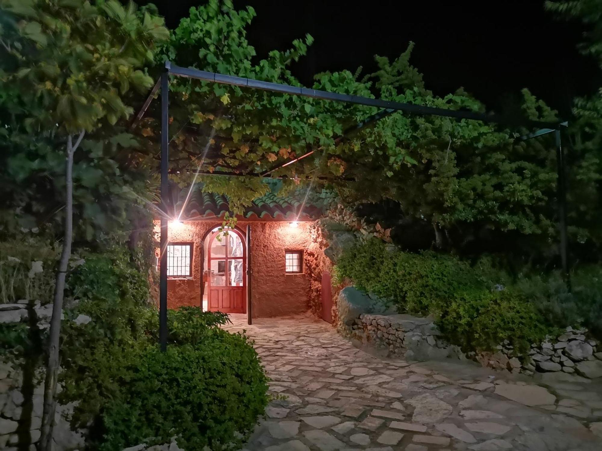 Cueva El Parral Vendégház Pegalajar Kültér fotó